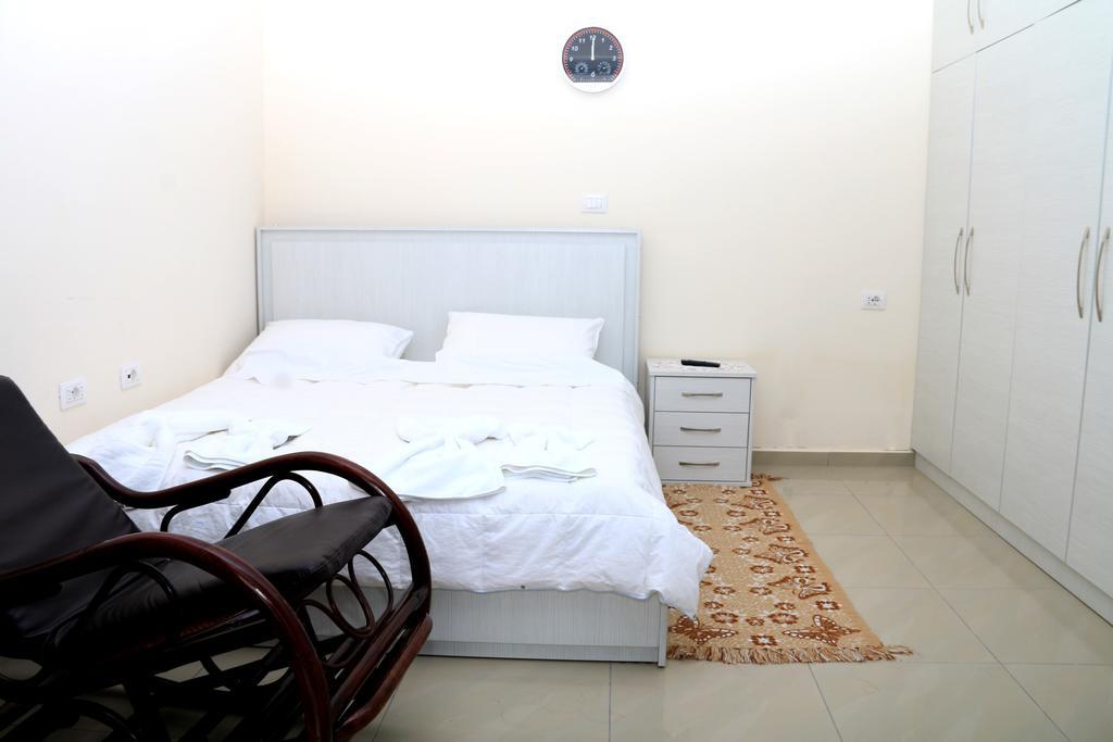 Holiday Home Ali Piqeras Εξωτερικό φωτογραφία