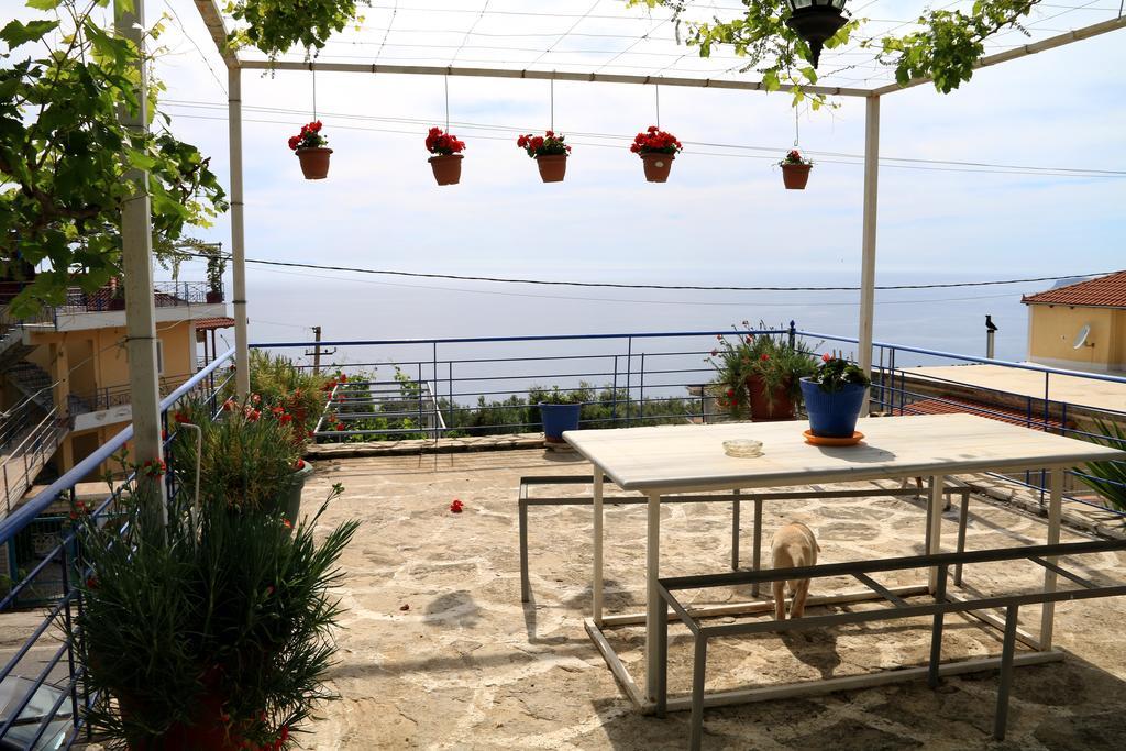 Holiday Home Ali Piqeras Εξωτερικό φωτογραφία