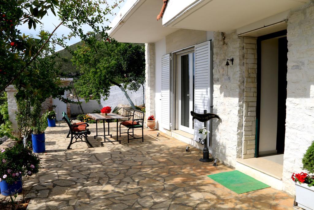 Holiday Home Ali Piqeras Εξωτερικό φωτογραφία