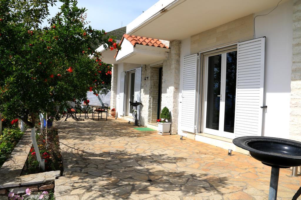 Holiday Home Ali Piqeras Εξωτερικό φωτογραφία